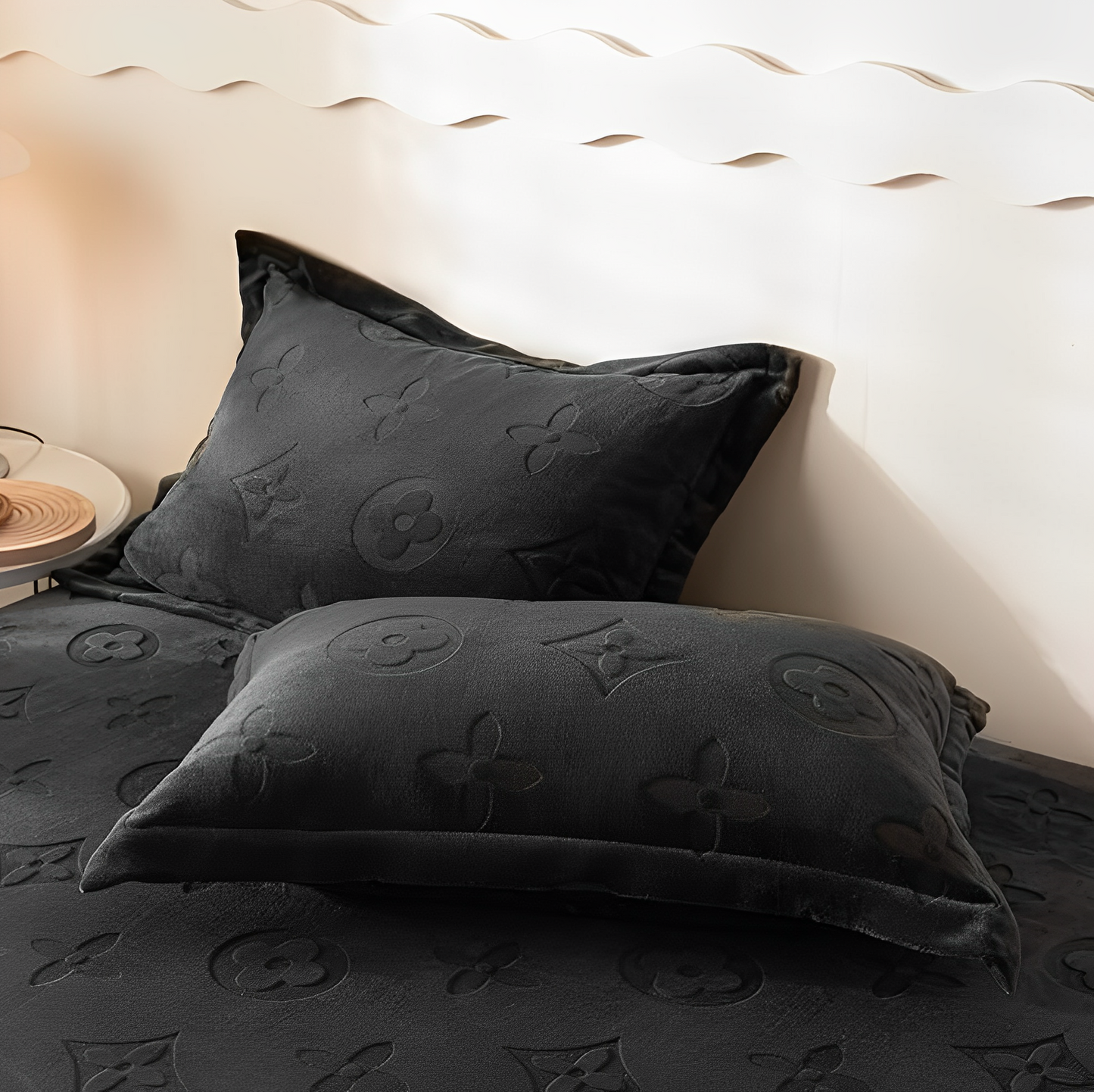 Lush Velvet Bed Set (With Pillowcases)
