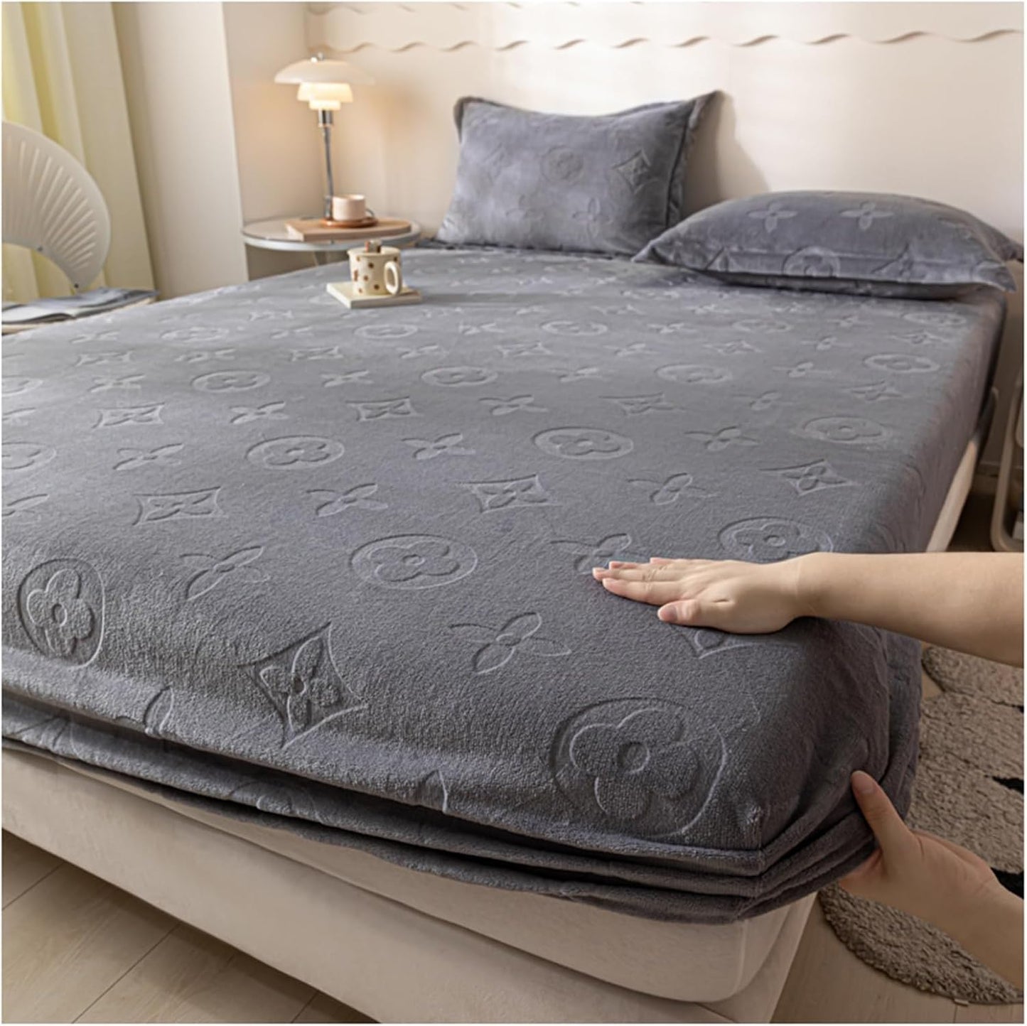 Lush Velvet Bed Set (With Pillowcases)