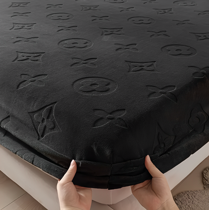 Lush Velvet Bed Set (With Pillowcases)